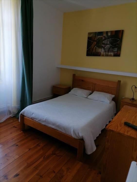 Pensao Avenida Hotell Penacova Exteriör bild