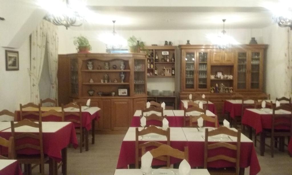 Pensao Avenida Hotell Penacova Exteriör bild
