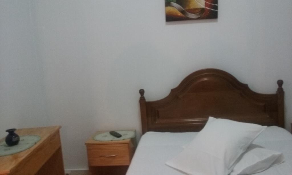 Pensao Avenida Hotell Penacova Rum bild